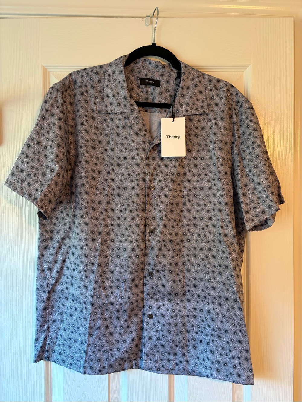Theory Irving SS CC Camp Collar Shirt Large Misty Haze Black Optical Floral NWT